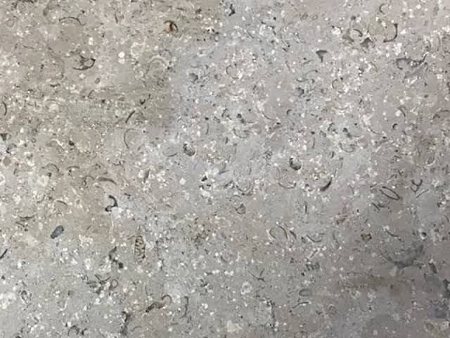 سعر متر رخام تريستا